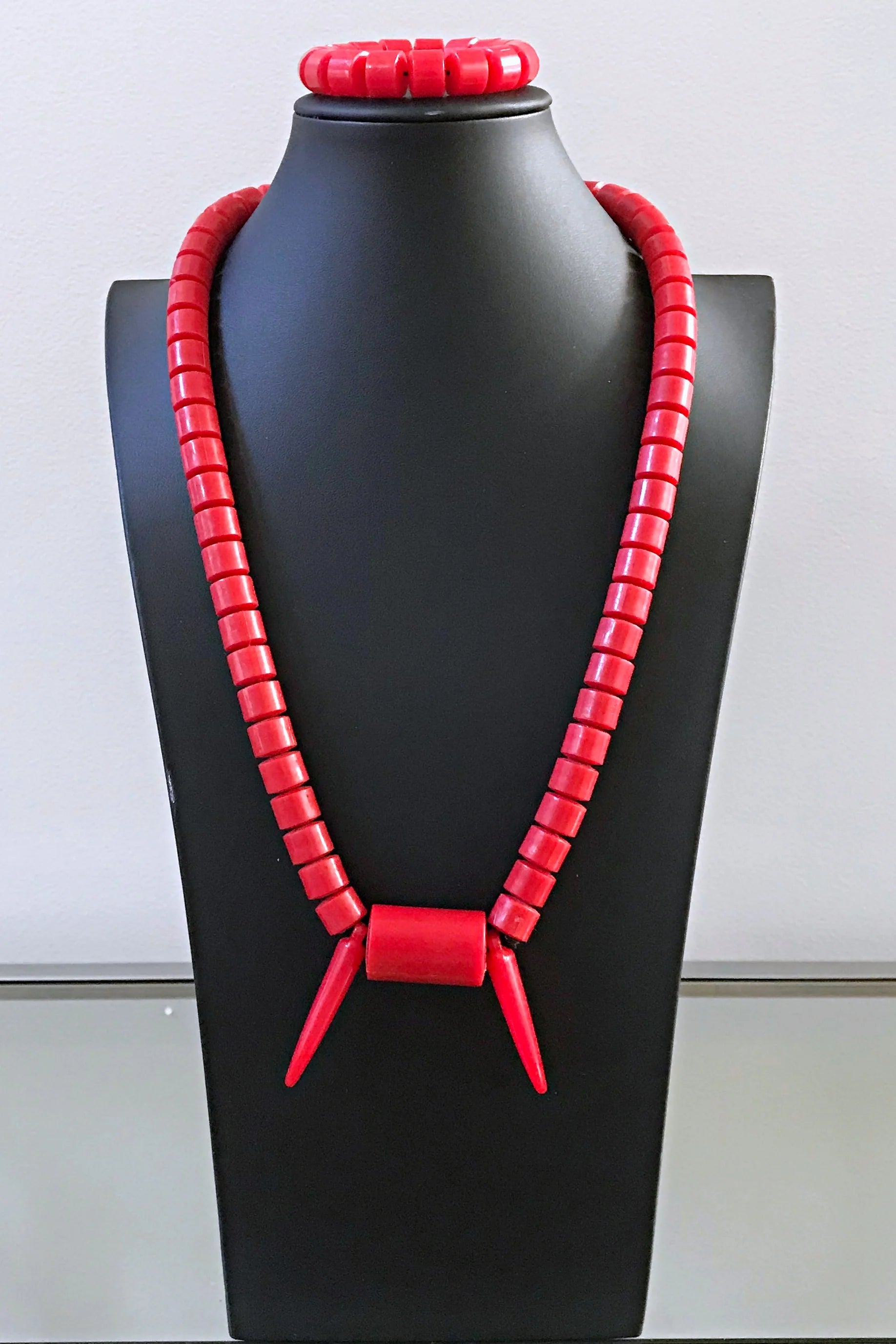 Red Traditional Neck + Hand Bead
